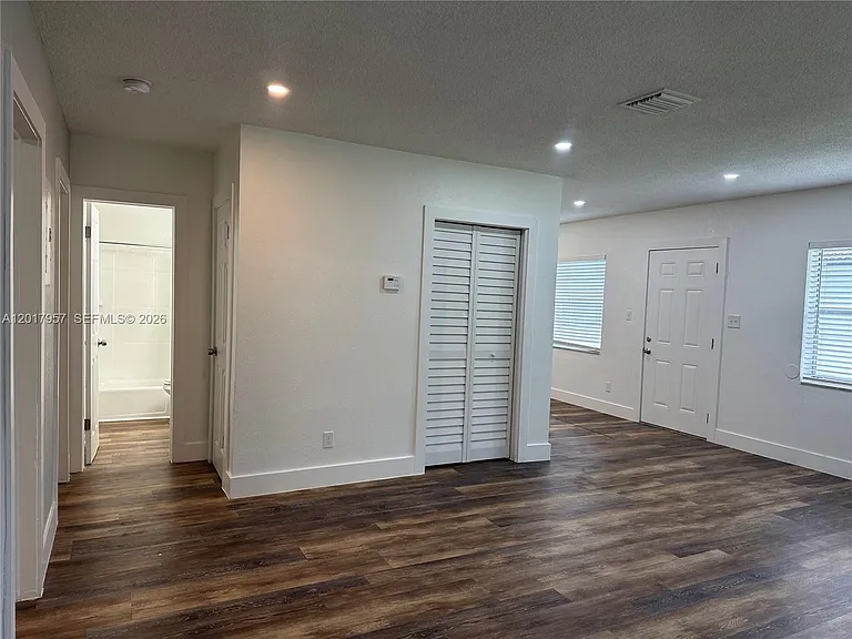 3315 SW 15th Ave #1 — Photo 13