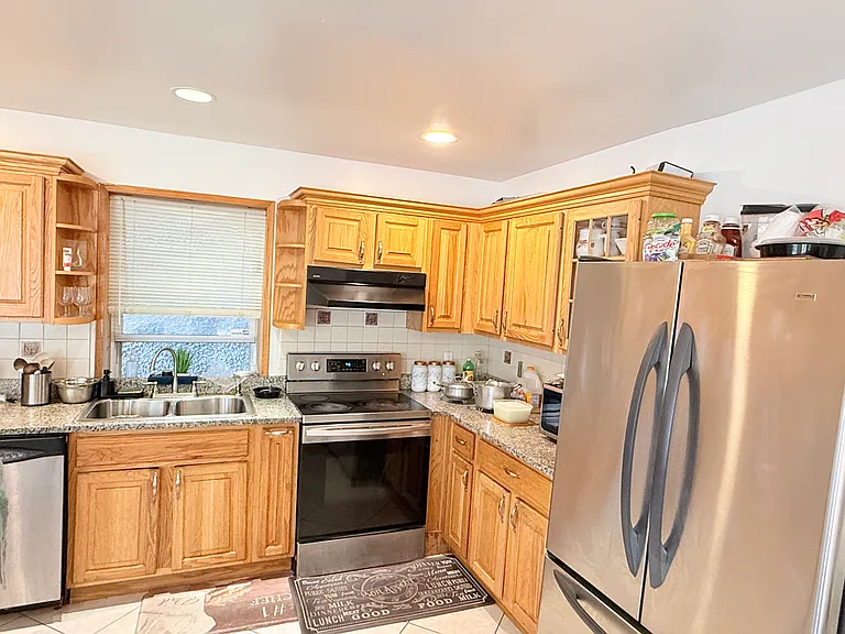 309 Maryland Ave #1 — Photo 11