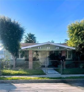130 W 86th Pl, Los Angeles, CA, 90003
