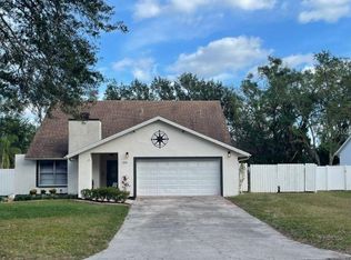 2906 Lenna Ave, Seffner, FL 33584