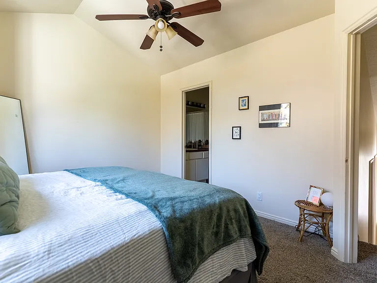 426 N Orchard Dr #17 — Photo 11