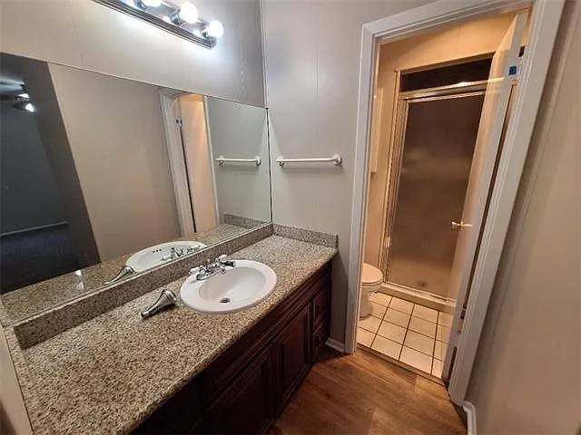 5053 Bennington Dr — Photo 7
