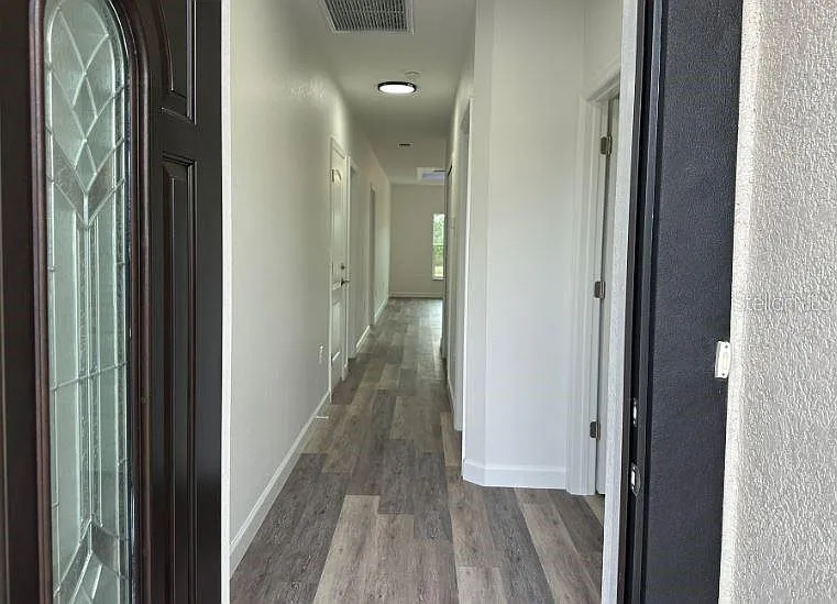 3 bed, 2.0 bath, 1307 sqft, $1,895 — Photo 4