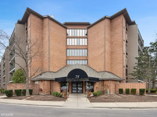 75 Kristin Cir Unit 205, Schaumburg, IL 60195