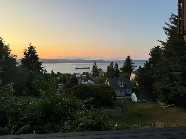 1420 Madison Ave, Astoria, OR 97103