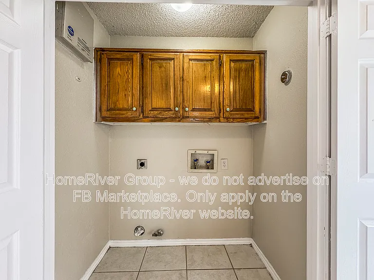 3315 Sara Dr — Photo 10