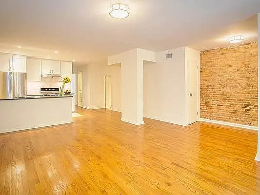 Rented by Townsley & Gay, LLC | media 12