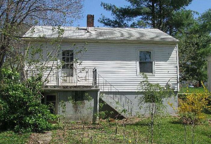 2nd image of 4308 Layman St NW