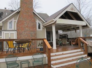 9601 Howard Rd, Lees Summit, MO 64086