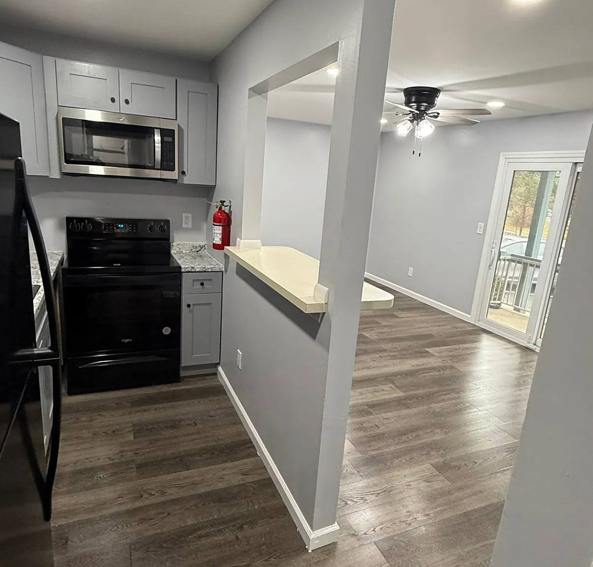 1 bed, 648 sqft, $1,800 — Photo 2