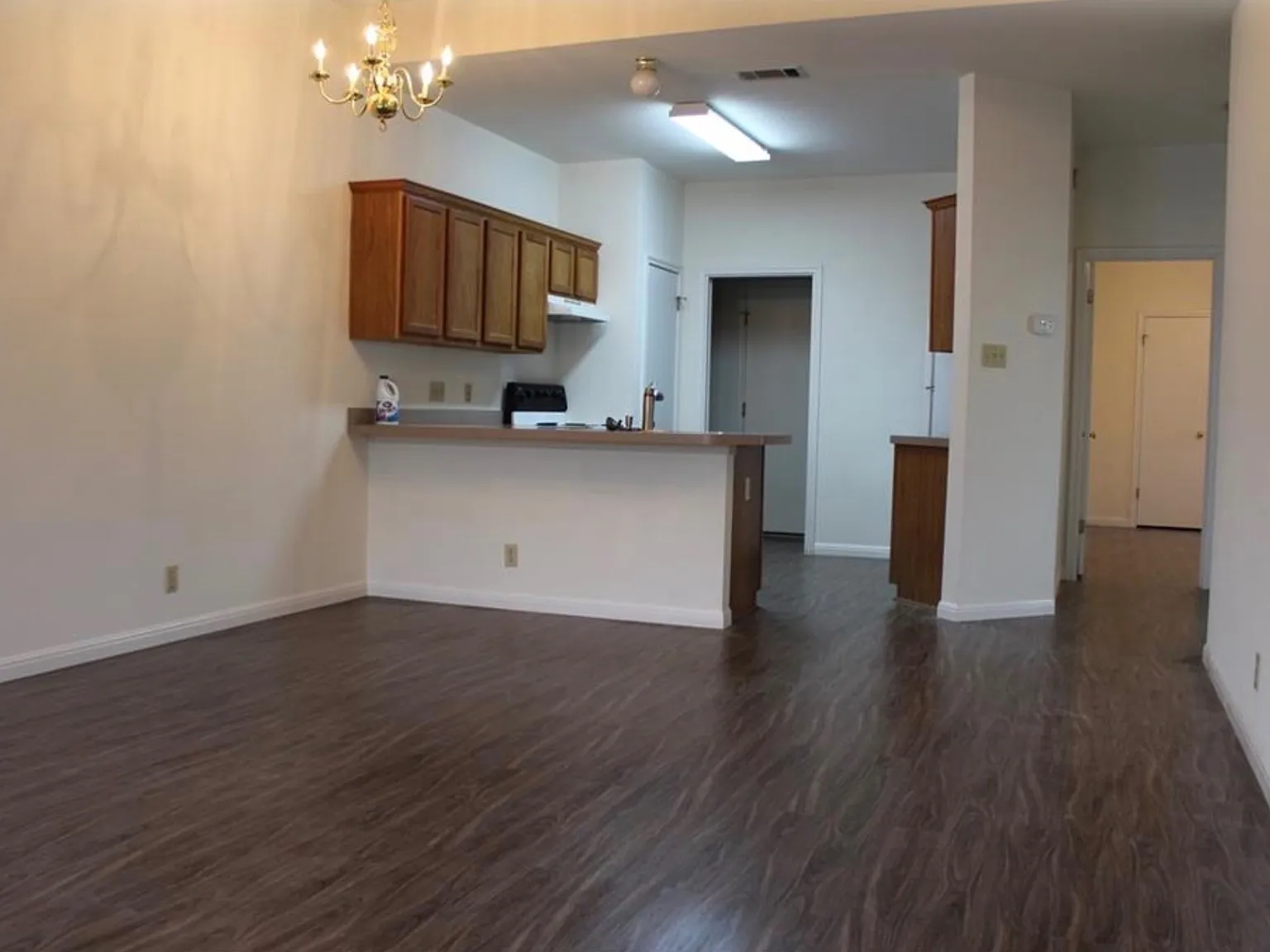 3 bed, 1218 sqft, $1,600 — Photo 4