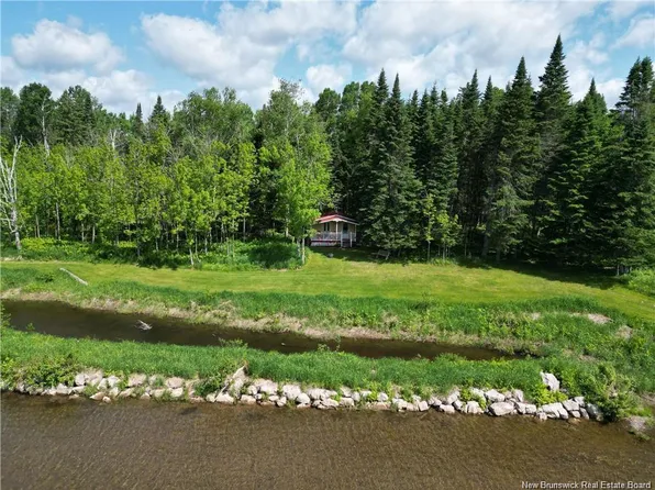 126 Jenkins Rd #120, Lorne, NB E7G 1W4