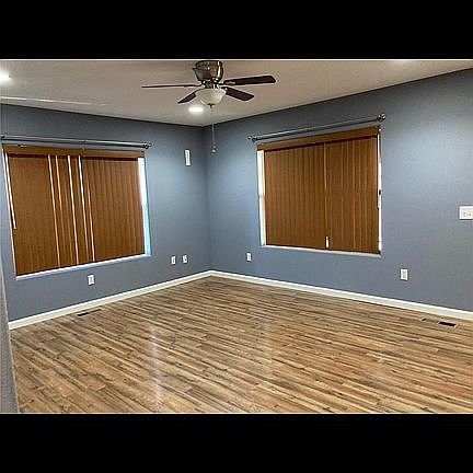 3rd image of 639 Collyge Ave