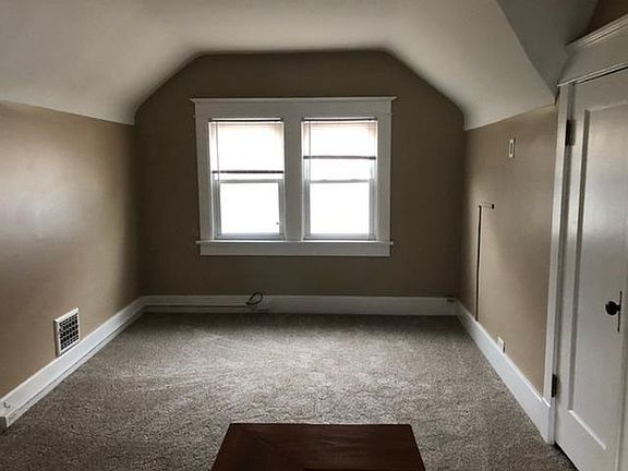 Living room/common area