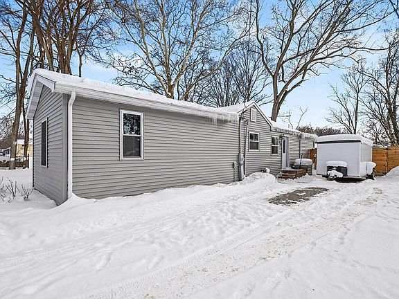 4th image of 110 Ontario Rd