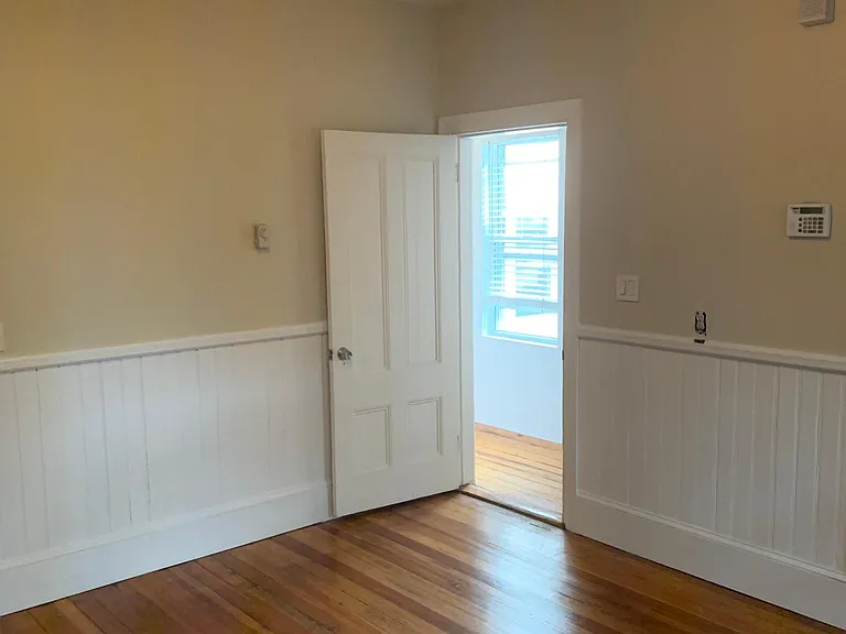 59 Gates St #2 — Photo 10