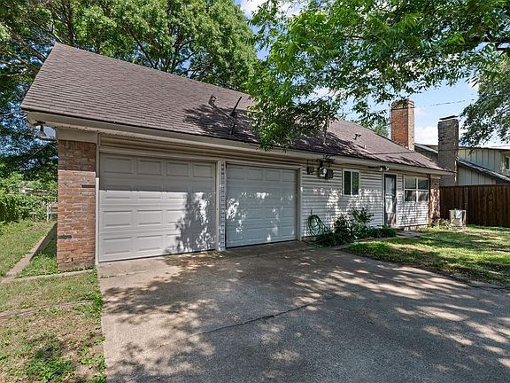 4th image of 3624 Ovid Ave