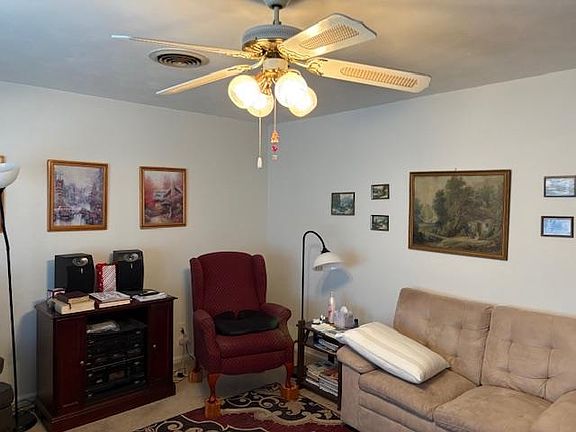 2nd image of 307 James Loop