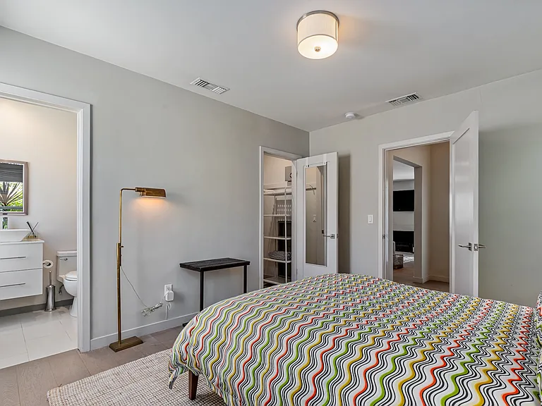 1216 Greenacre Ave — Photo 29