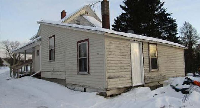 2nd image of 319 Kahama Ave