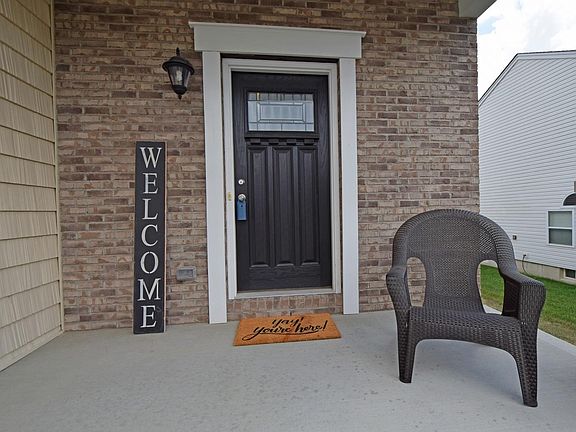 3rd image of 7634 Harwood Ct