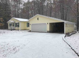 126 Columbia St, Roscommon, MI 48653