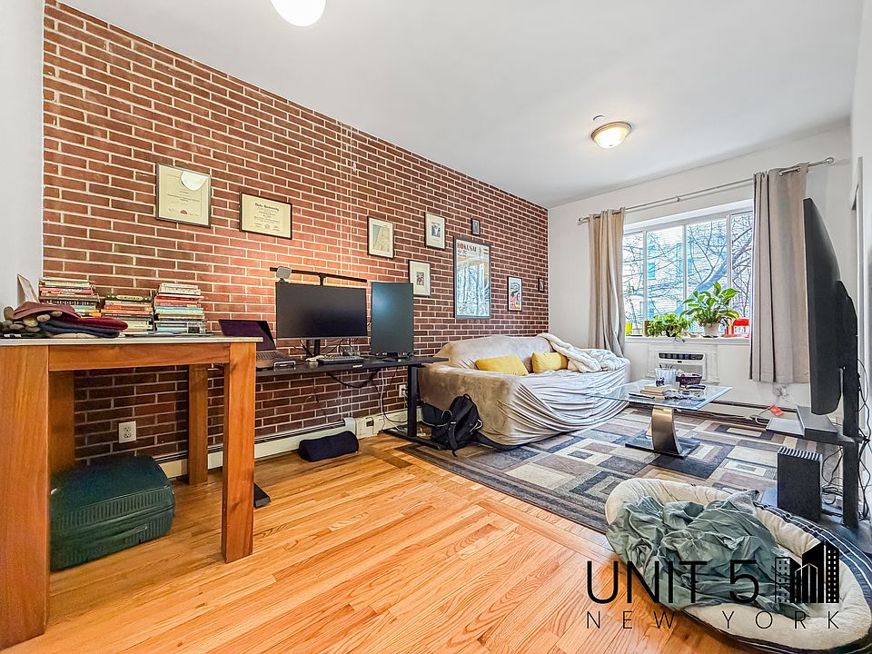 1st image of 17 Judge St APT 2B