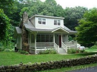 24 Lake Surprise Rd, Cold Spring, NY 10516