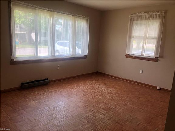 4th image of 1338 Noble Ave