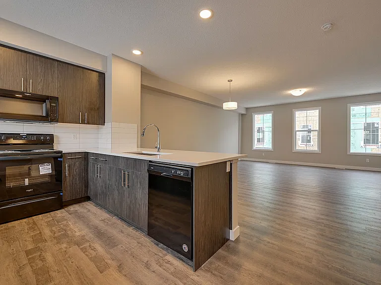 2610 Maple Way NW — Photo 30