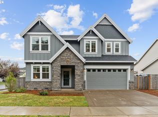 19705 Wheeler Farm Rd, Oregon City, OR 97045