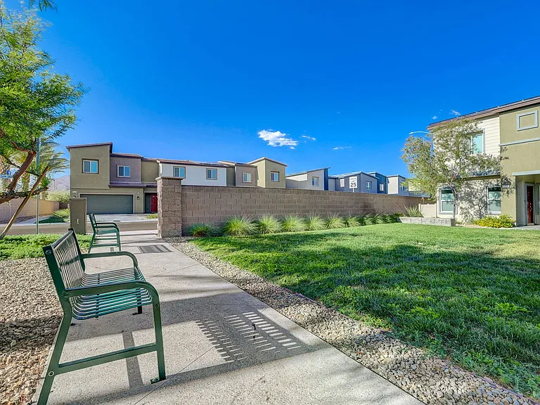 4153 Lunar Canyon Ave — Photo 39