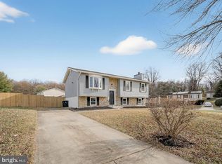 201 Royal Oak Cir, Landover, MD 20785