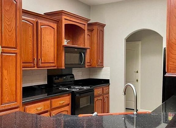 3rd image of 4109 La Vista Ave