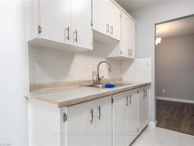 42 Wilsonview Ave — Photo 6