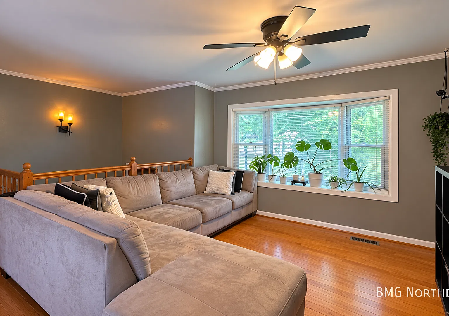 Well-Maintained 4BR/2BA Home with Hardwood Floors & Private Backyard in Prince William CO — Photo 2