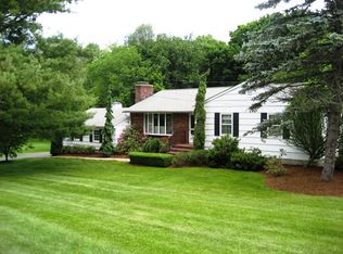 6 Overlook Dr, Brookfield, CT 06804
