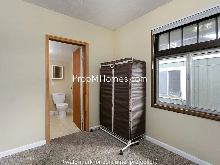 6721 SE 84th Ave — Photo 10