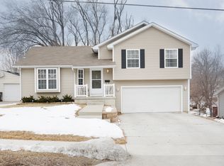 1307 Porter Ave, Des Moines, IA 50315