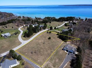 E Spinnaker Ln, Suttons Bay, MI 49682