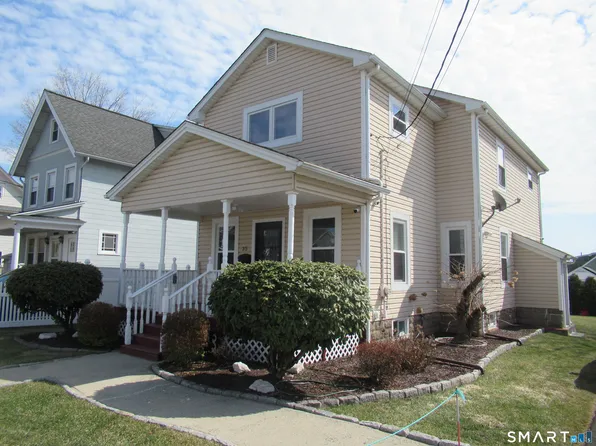 35 Querida Street, Bridgeport, CT 06604