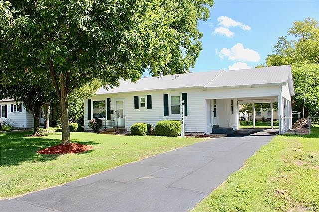 1st image of 12136 Parkwood Pl