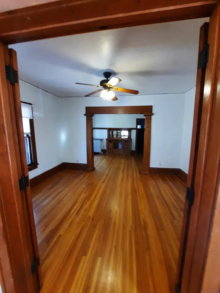 Building Photo - 3205 Pillsbury Ave S #3