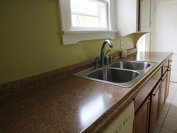 5th image of 26841 Mallard Ave