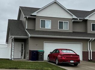304 Sage Ct, West Liberty, IA 52776