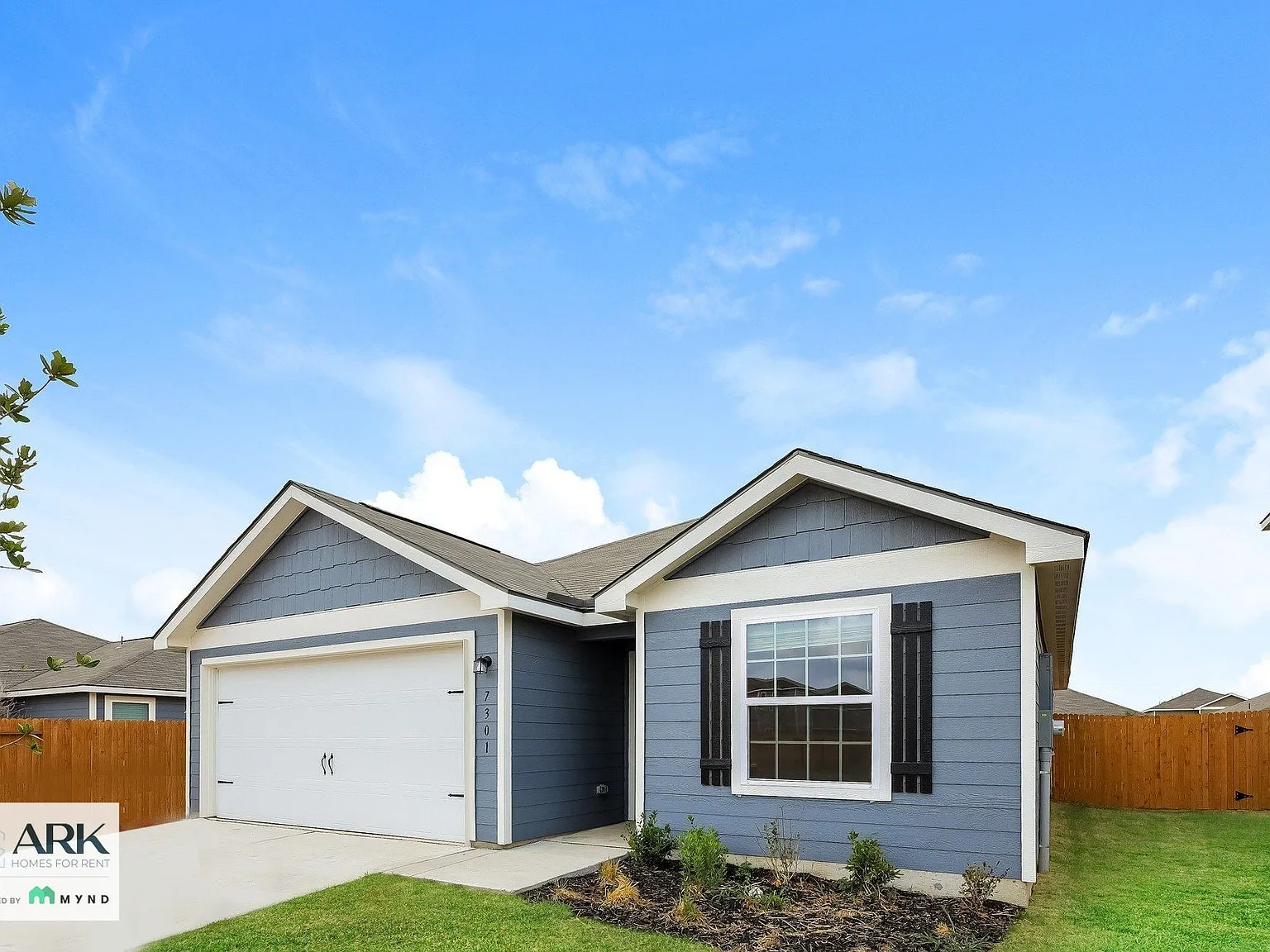 3 bed, 2.0 bath, 1525 sqft, $1,545 — Photo 1