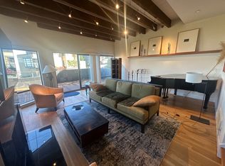 304 Twin Peaks Blvd, San Francisco, CA 94114