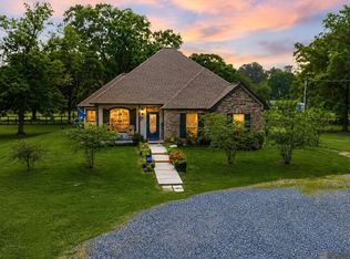 30555 Weiss Rd, Livingston, LA 70754