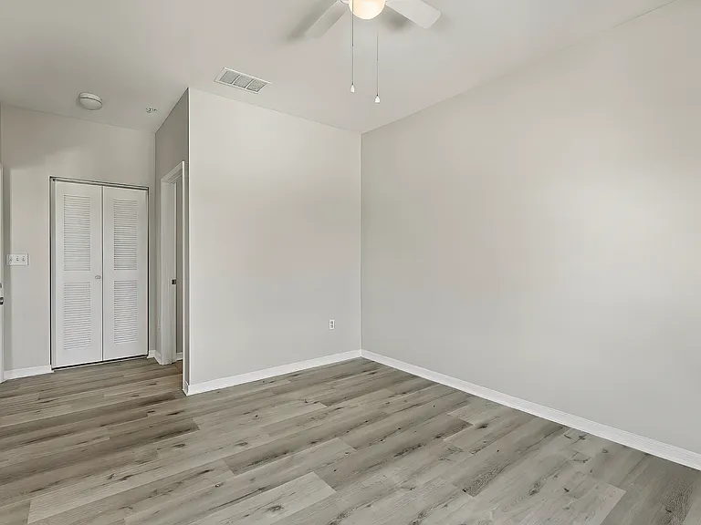 560 Florida Club Blvd #212 — Photo 11