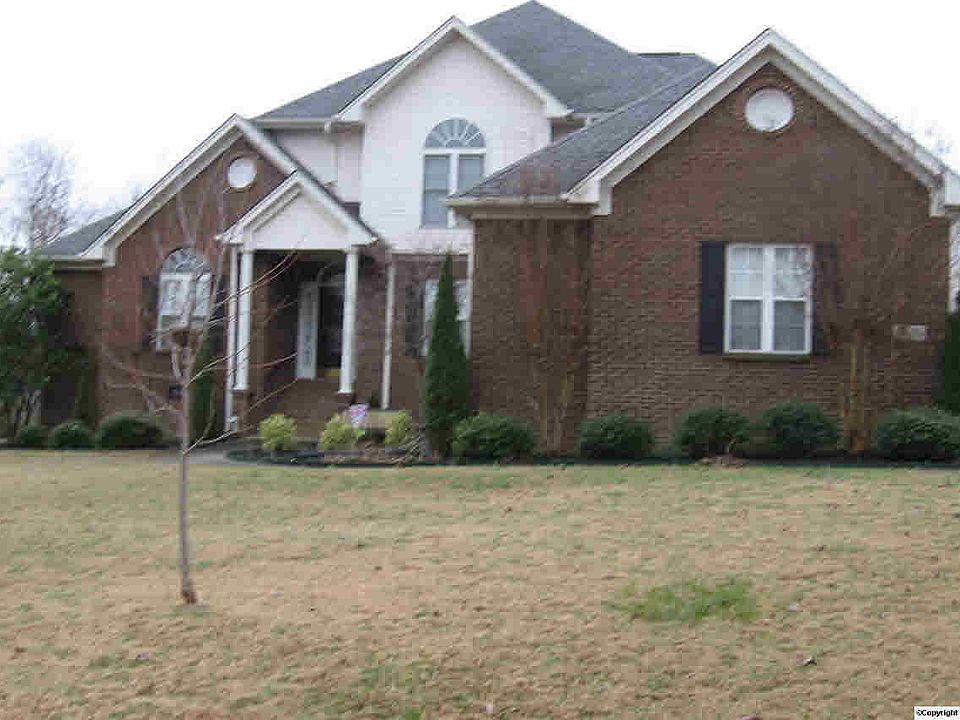 1st image of 308 Mossy Oak Dr